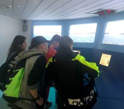 Vyzkoušeli jsme si i řídit trajekt